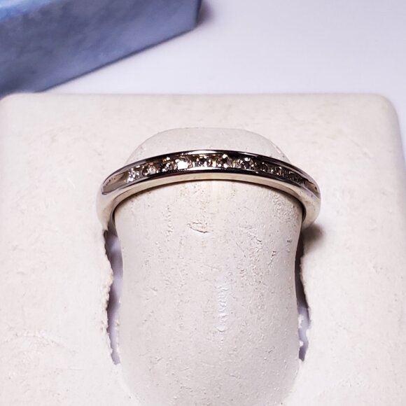 Estate .22ctw Natural Rd Diamond Channel 14Kt WG Stuller Anniversary Band #22733 - Picture 2 of 6